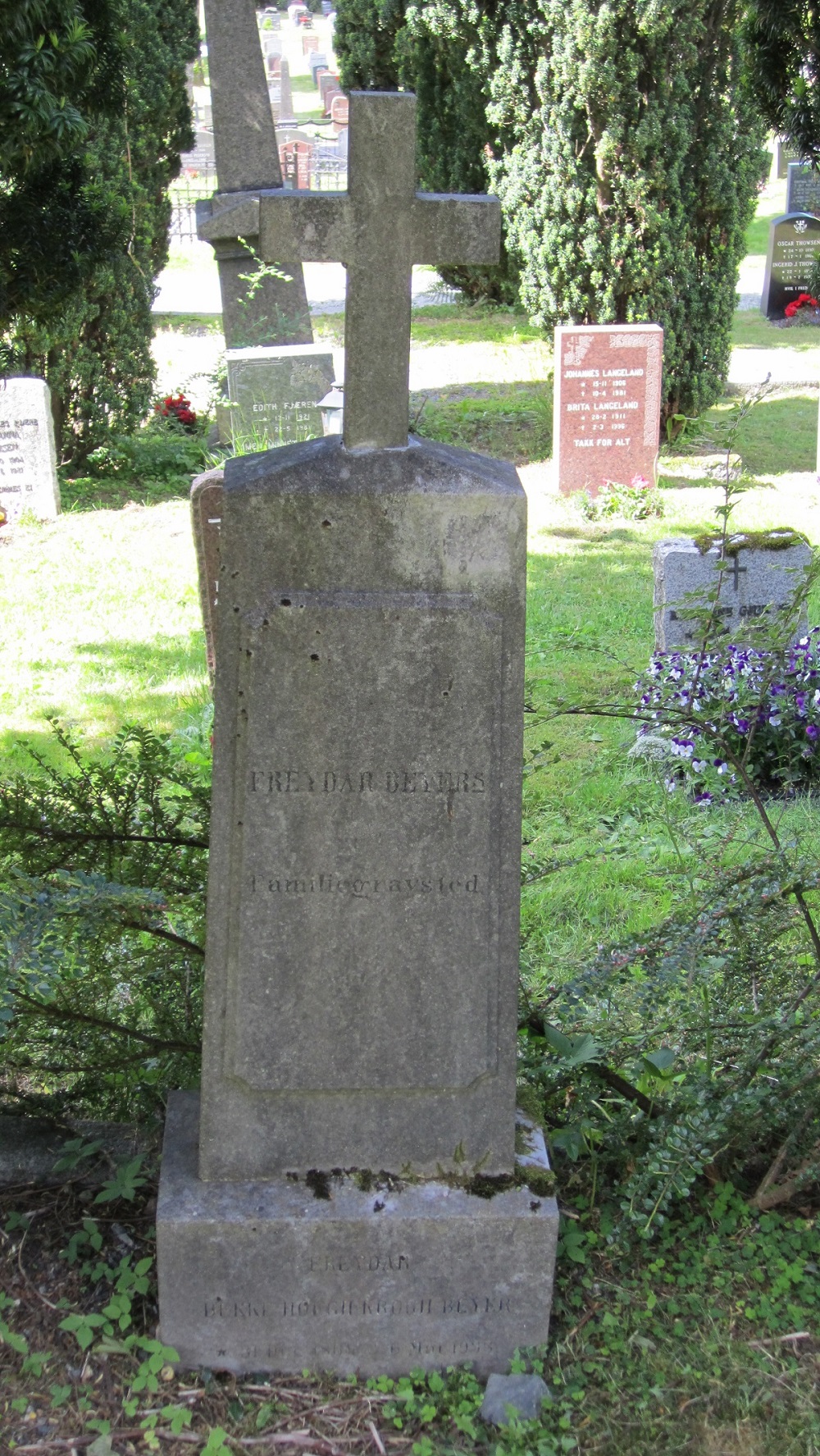 Freydar Beyers Familiegravsted
